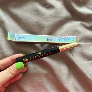 BNIB Urban Decay x Eternals Lip Eclipse in Brilliance